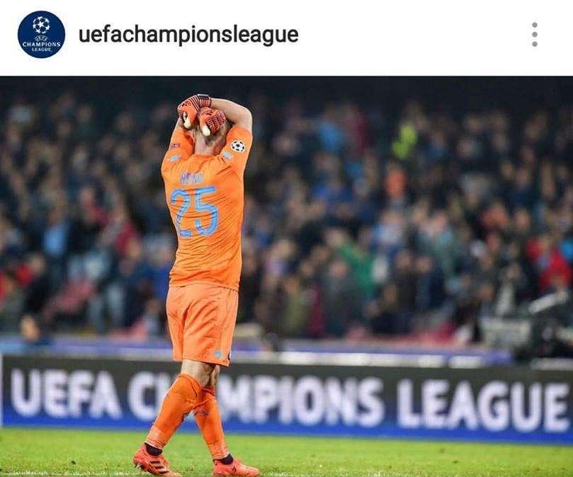FOTO - "Napoli sconfitto", sul profilo Champions spunta il "mi piace" del bianconero Pjanic