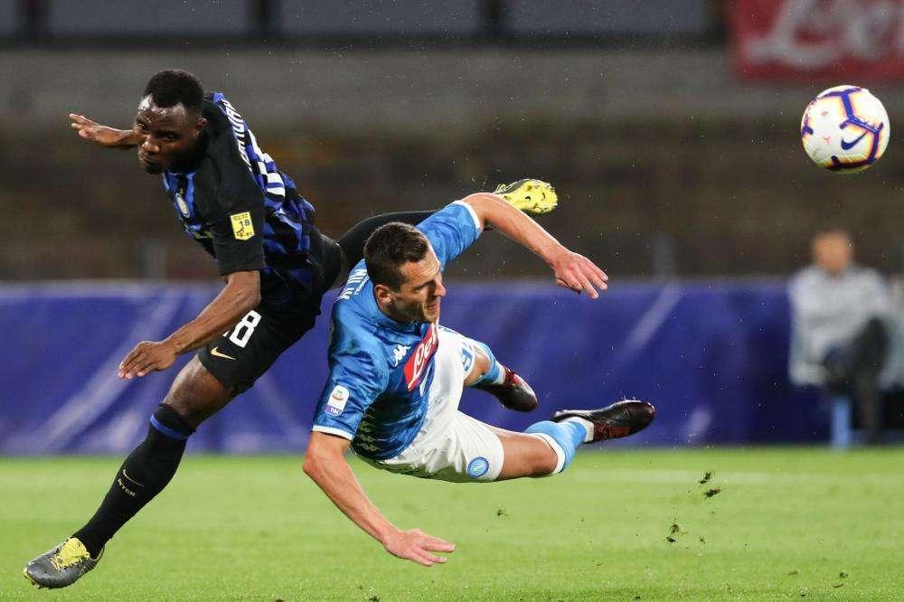 Stradominati! Napoli bello e vorace. Saluti e baci dal San Paolo. Doveri tra i peggiori in A