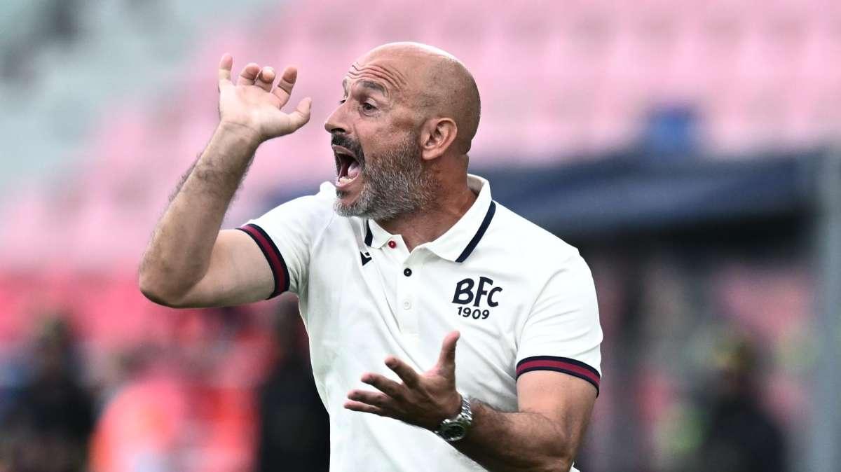 Bologna, Italiano: “Napoli forte e arrabbiato, lotterà per il vertice! Noi aggressivi per limitarli. Su ADL…”