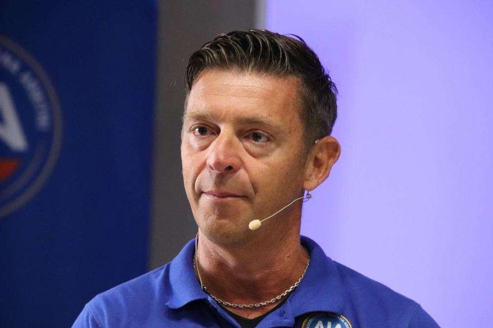 UFFICIALE - Rocchi annuncia: "4° uomo tornerà a mostrare il cartello delle sostituzioni"