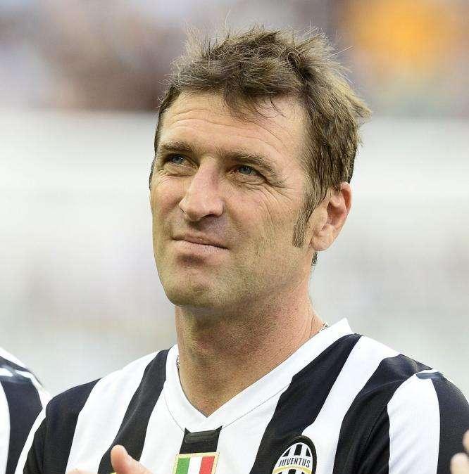L'ex Juve Carrera controcorrente: "Il San Paolo applaudirà Sarri"