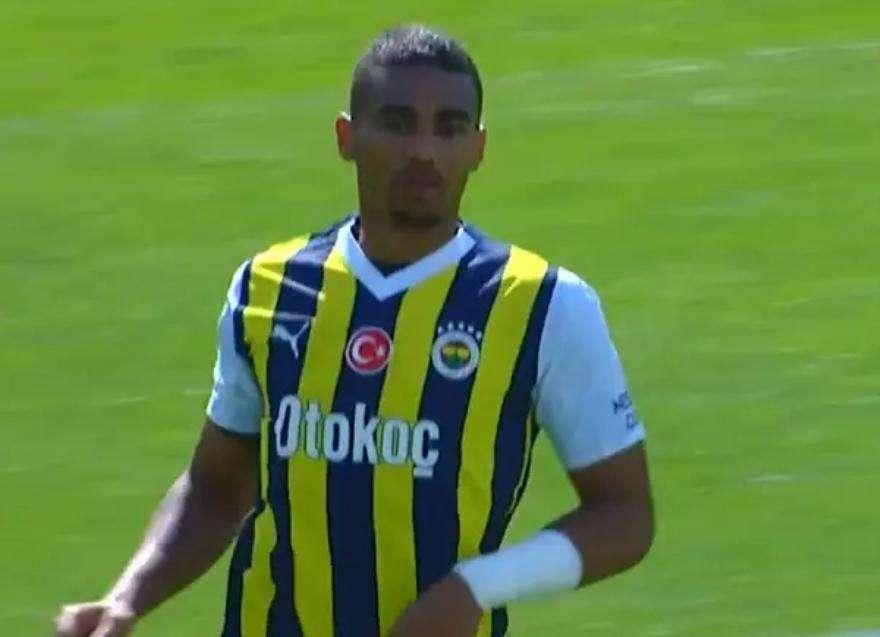 Dalla Turchia - C'è anche il Napoli su Djiku, centrale del Fenerbahce