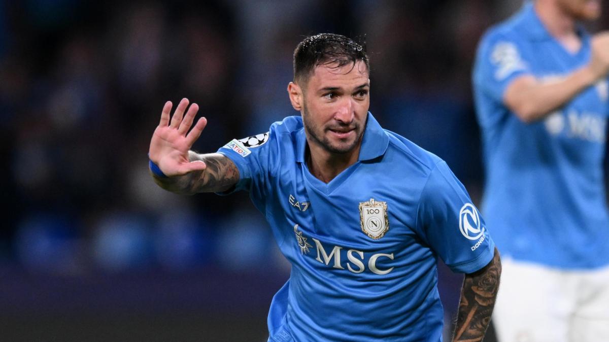 Politano a Sky: “Qualcuno dice che siamo vecchiotti, ma la gamba c'è! Prendiamo troppe imbucate”