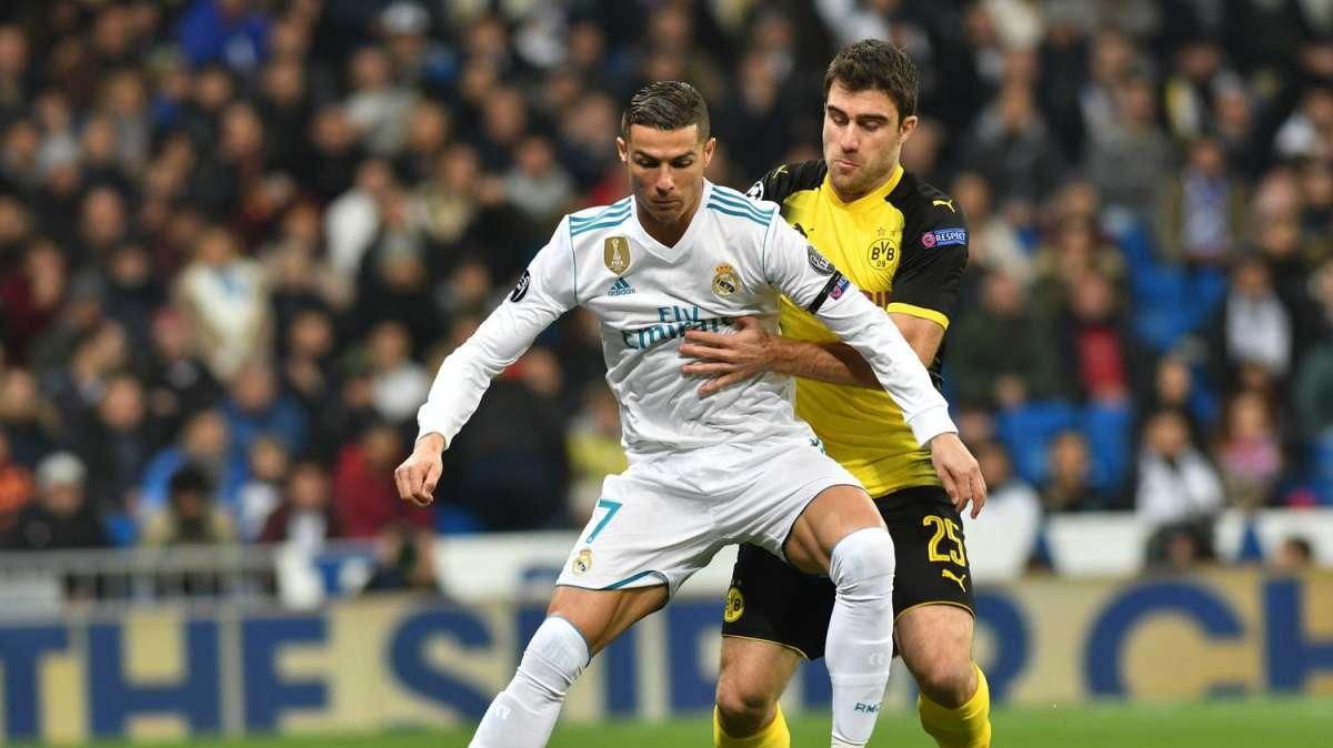 Papastathopoulos sedotto e abbandonato dal Napoli: l'Arsenal lo esclude dalla lista UEFA