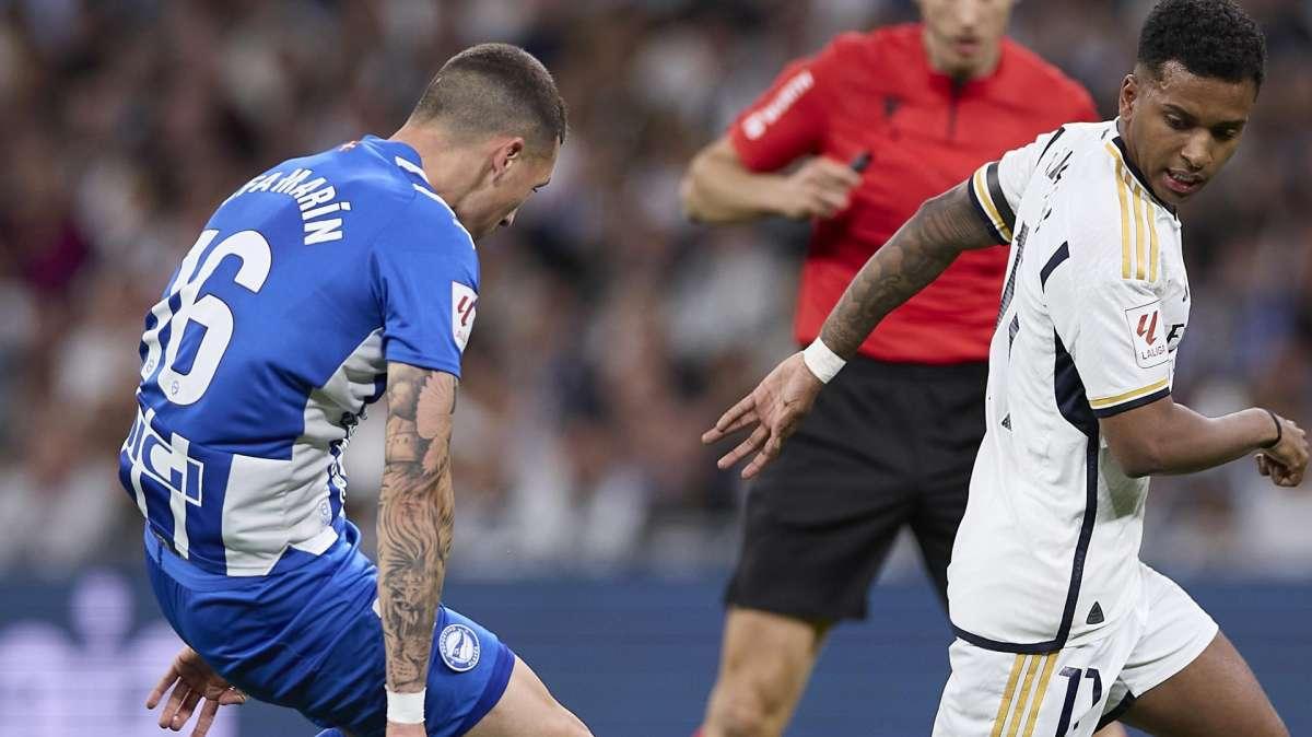 Dalla Spagna - Nuovo nome per la difesa: al Napoli piace Rafa Marin dell'Alaves