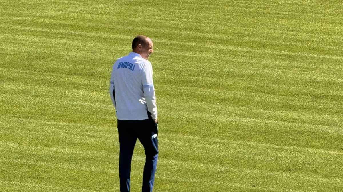 Dimaro, riecco Allegri! Superata l'influenza, il tecnico guida l'allenamento