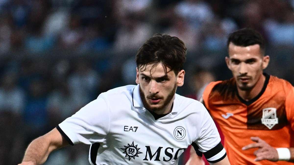 Sportitalia  - Rinnovo Kvaratskhelia: il georgiano sta valutando le offerte, c'è un'idea