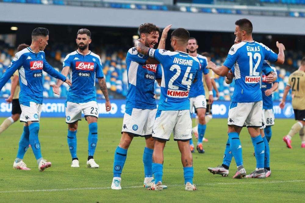 Occhio al giallo: Napoli a Bergamo con cinque big diffidati in vista della Roma