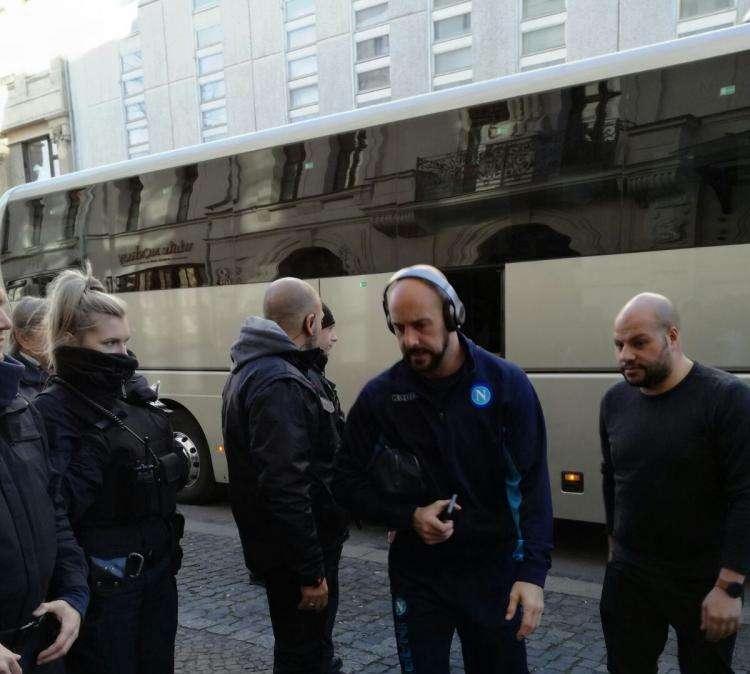 FOTOGALLERY - Squadra rientrata dopo la rifinitura, Mertens si è regolarmente allenato