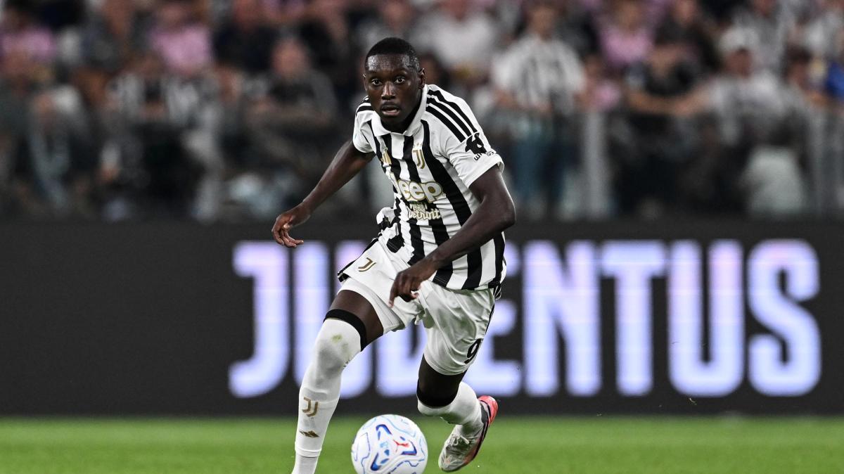 Sassuolo-Juventus, le formazioni ufficiali: Esposito sfida Kolo Muani