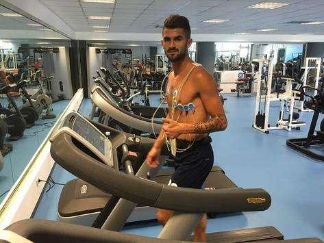 FOTO - Visite mediche per Hysaj: il difensore s'è già aggregato al gruppo. Differenziato per tre azzuri