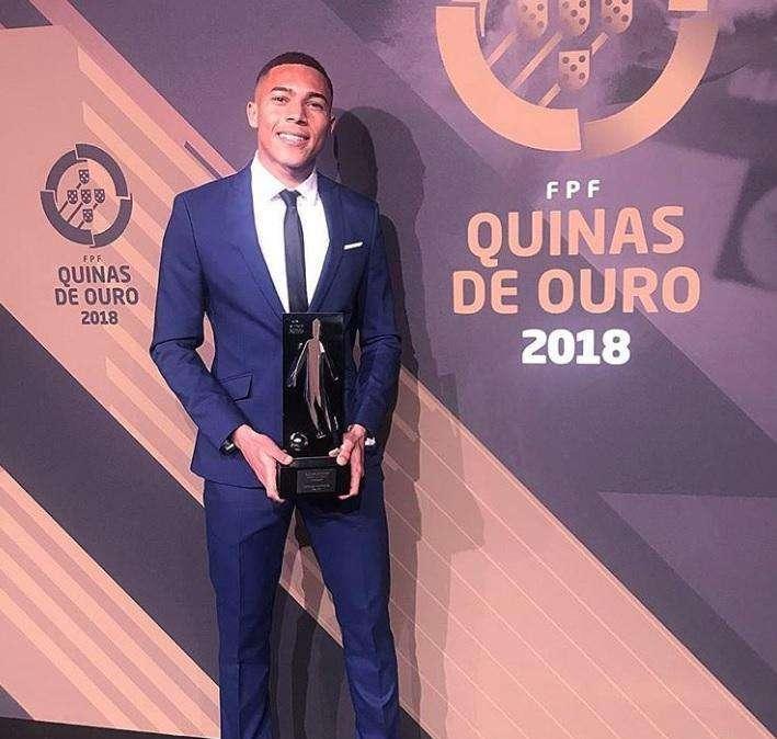 Vinicius Morais non convocato per il ritiro, l'attaccante a Radio Crc: "Futuro a Napoli? Vediamo..."