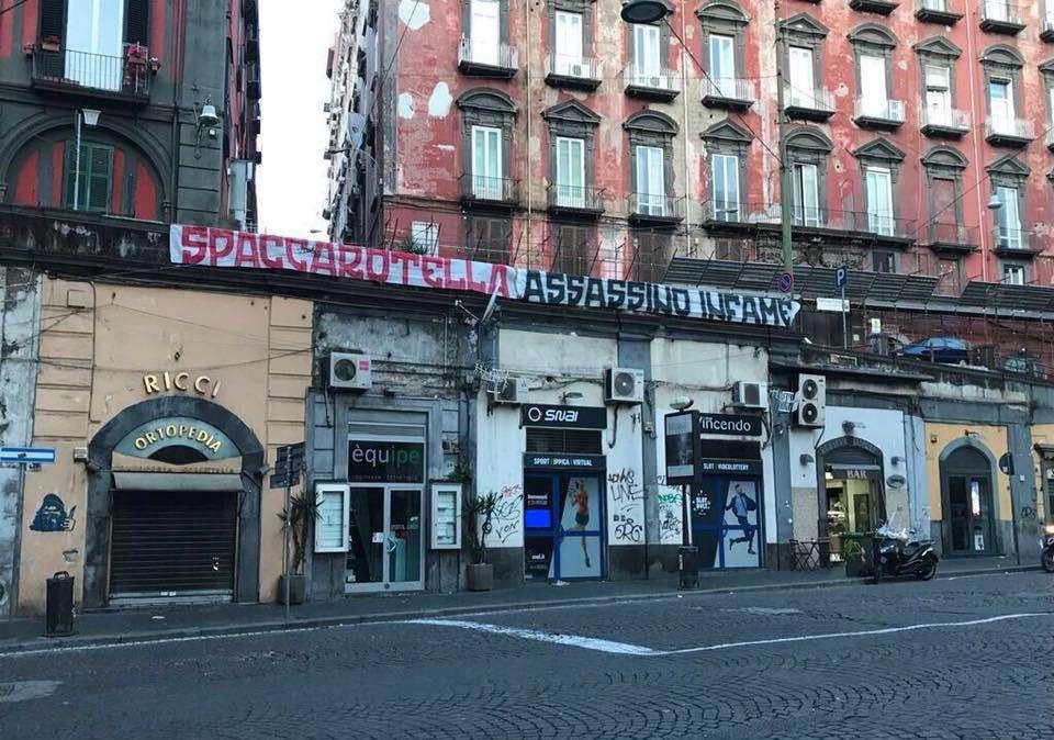 FOTO TN - Dieci anni dalla morte di Gabriele Sandri, striscioni contro Spaccarotella a Napoli