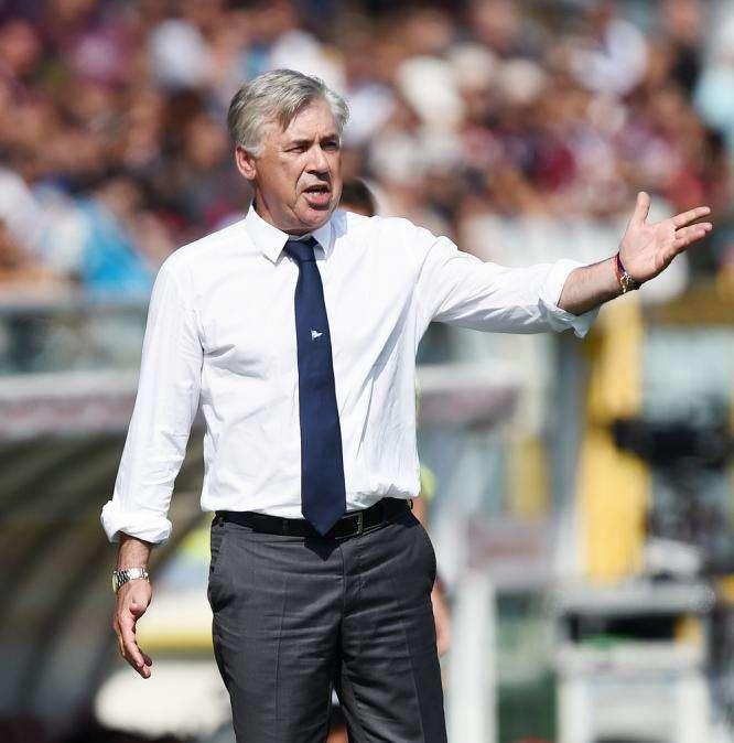Bar Azzurro - Ancelotti, che paradosso: dover dimostrare d'essere grandi! Si respirà già aria di Psg e... Cavani