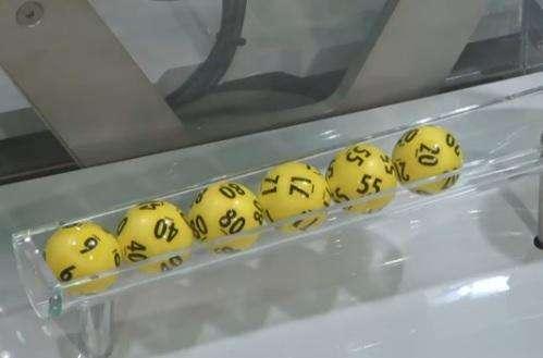 Superenalotto, a Napoli un 6 da oltre 100mln! Jackpot centrato con una schedina da 2 euro