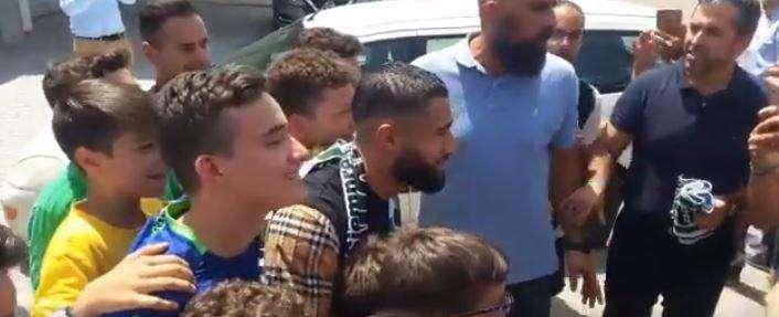 VIDEO - Fekir è arrivato a Siviglia: pronto per visite e firma col Betis