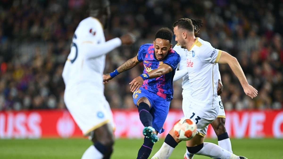 Il Barça trita il Valencia e Aubameyang avvisa il Napoli: "Siamo pronti a vincere"