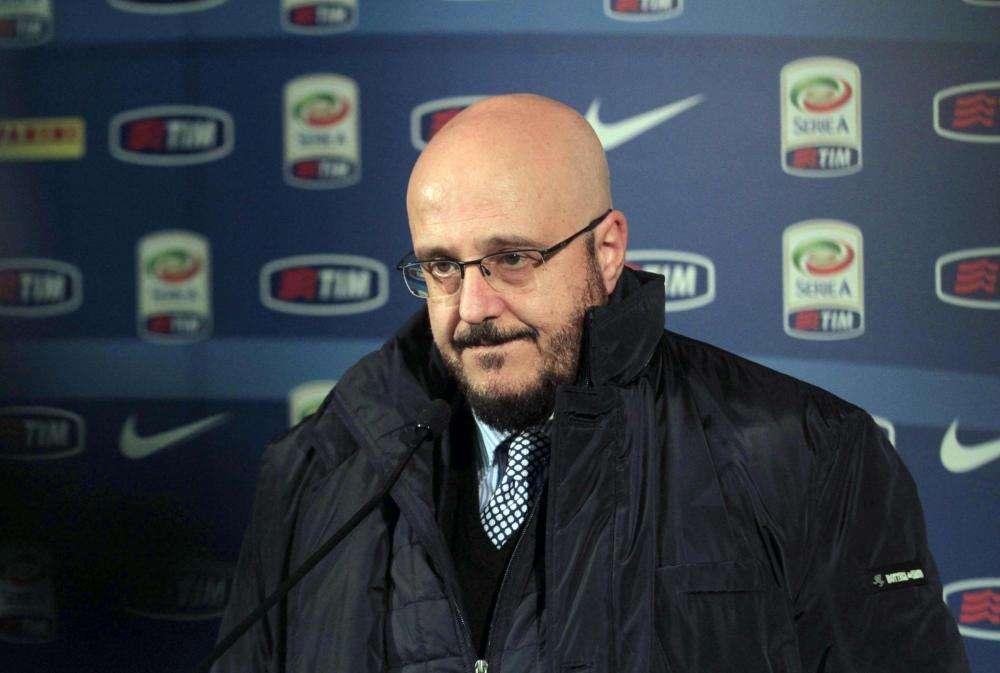 Caos Napoli, parla l'ex Marino: "Ritiro per alzare tensione"