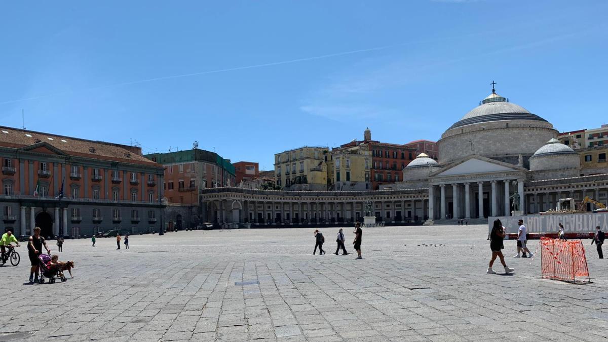 Caldo, quarta ondata dell'estate: giovedì il picco, Napoli in allerta arancione