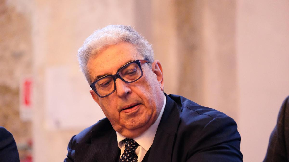 Perinetti non ci sta: "Conte gioca male? Vorrei vedere reazioni di chi gioca bene ed è 7°..."