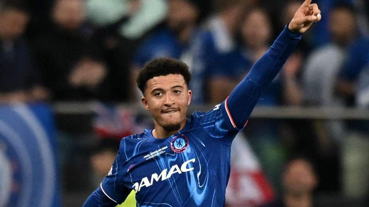 La Juve spinge per Sancho, Sky: domani nuovi contatti con il Man United