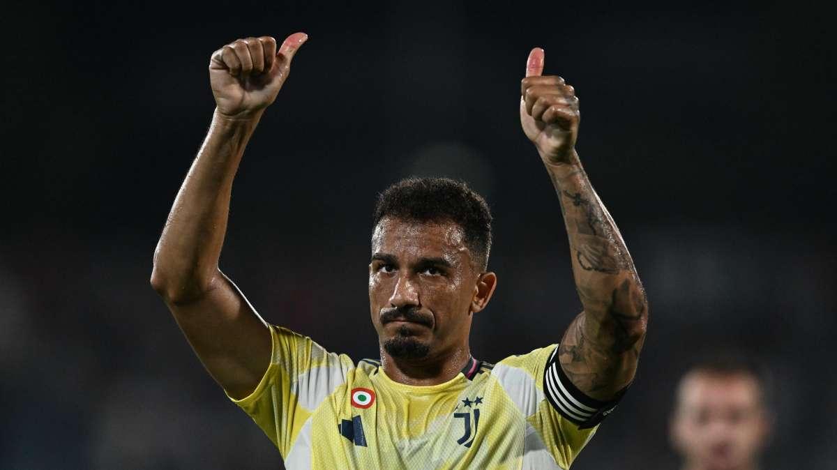 Danilo, partita a scacchi tra Napoli e Juve: ottimismo per la chiusura