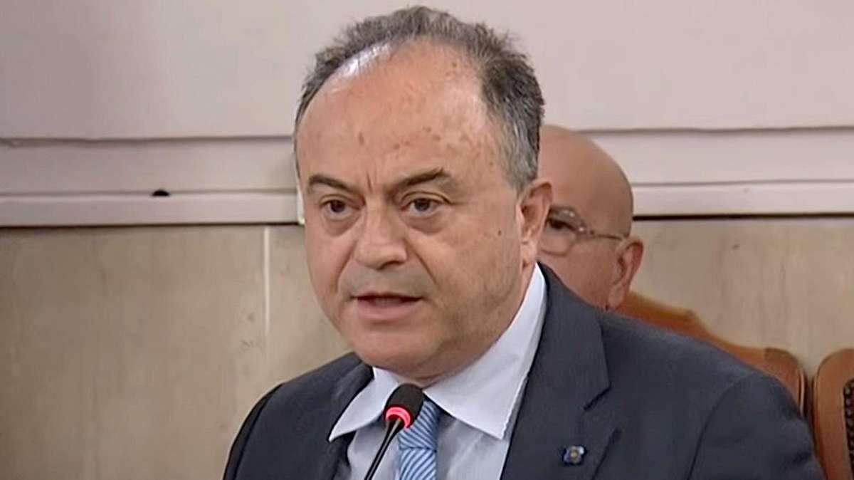 Il nuovo Proc. di Napoli: "Ho rifiutato biglietti stadio da ADL, guadagno 7mila euro ed è giusto paghi"