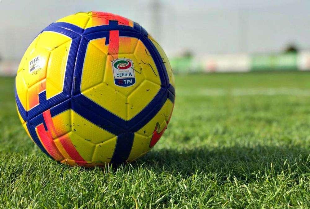 FOTO - Serie A, ecco il nuovo pallone invernale: debutterà in questo weekend