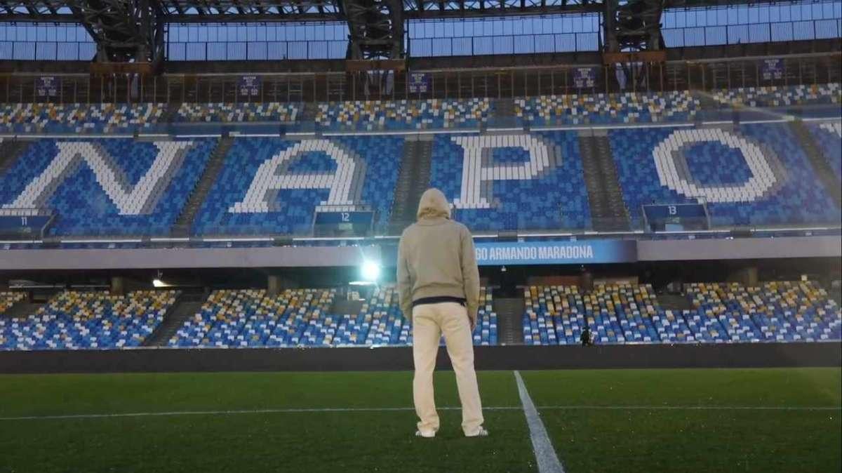 “Un giorno racconterai? Come tutti”, “A gennaio non c’è giustificazione”: le reazioni social all’addio di Kvara