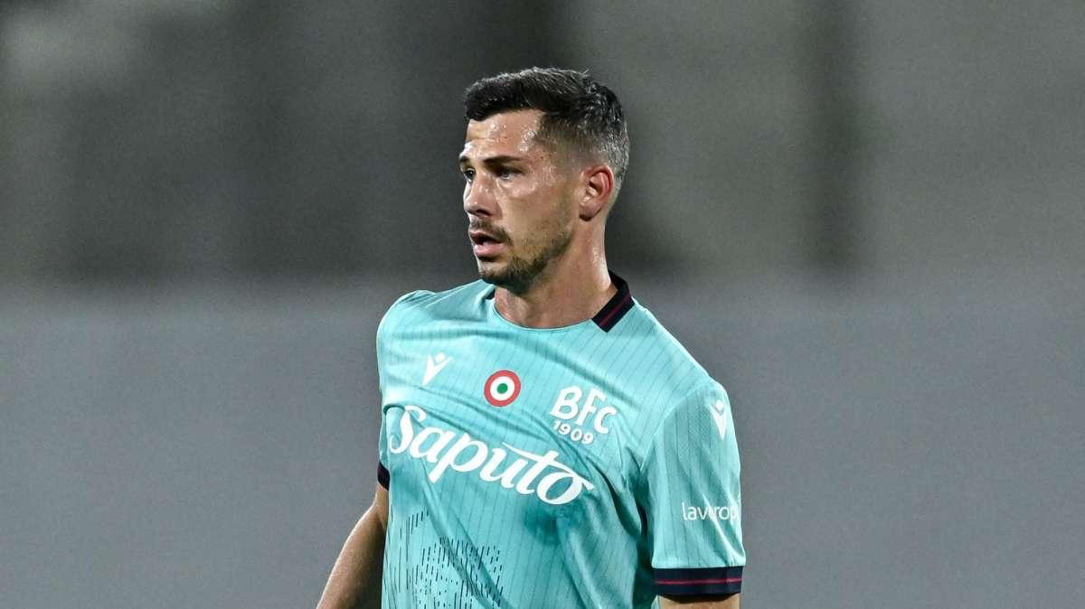 Bologna, tegola Freuler: frattura scomposta della clavicola, salta il Napoli