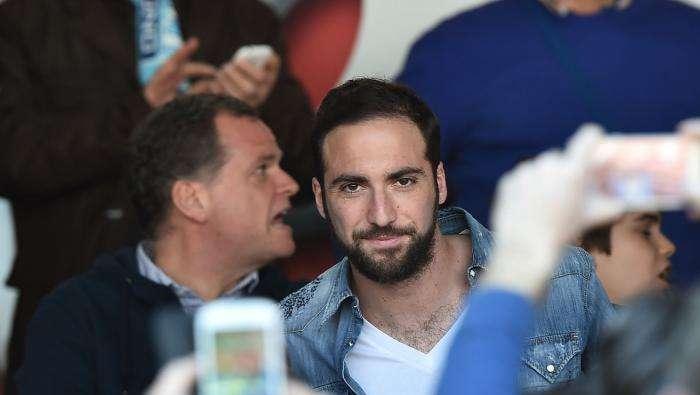 ESCLUSIVA - Higuain ha ammesso il "sì" alla Juve agli amici: i retroscena del silenzio di questi giorni