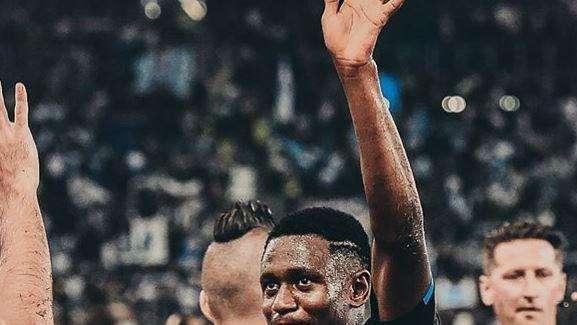 FOTO - Diawara saluta Napoli: "Tre anni bellissimi, grazie di avermi dato la possibilità di giocare in una splendida città"