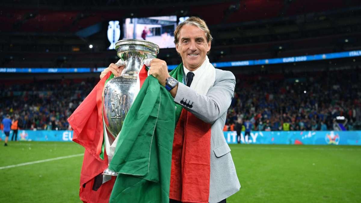 UFFICIALE - UEFA, allenatore dell'anno: Mancini candidato con Guardiola e Tuchel