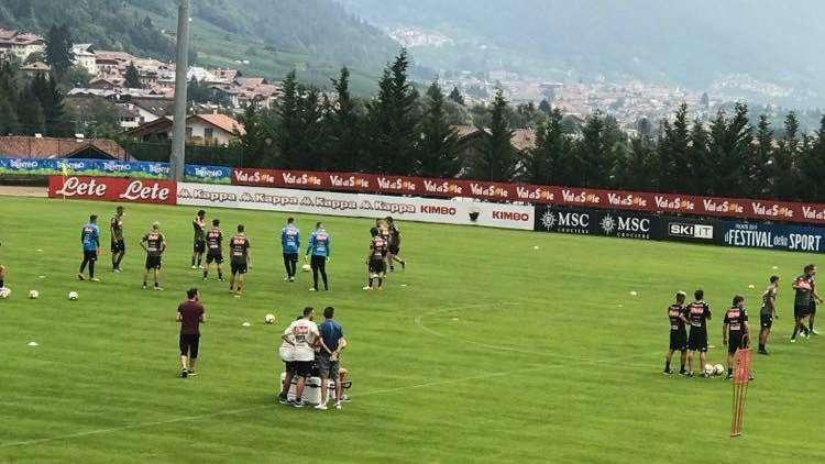 RILEGGI LIVE - Dimaro, Day 2: seduta mattutina, esercizi e partitella a pressione. Ovazione per Ancelotti