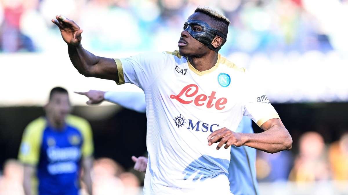 Osimhen sfata il tabù Verona: è il primo africano a segnare una doppietta