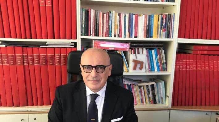 Dir. Tuttosport alla Juve: "Due anni senza coppe, vale la pena morire per Perez?"