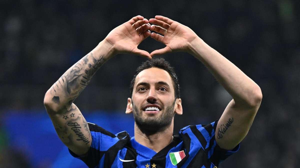 Inter, Calhanoglu: "In Italia ho già vinto tutto, sogno la Champions ed il Pallone d'Oro"