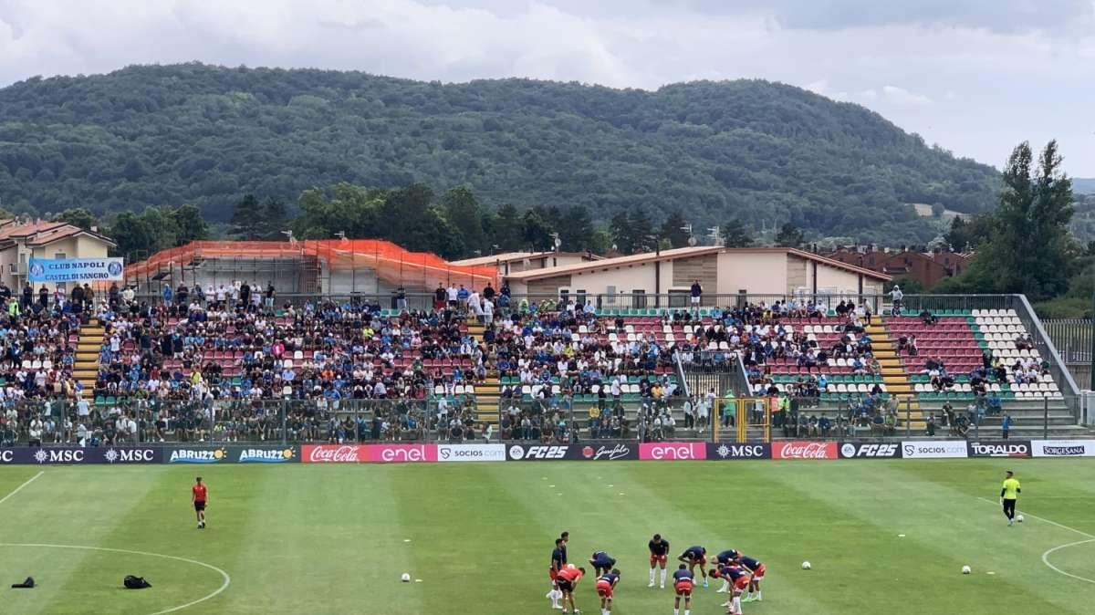 Iniziativa SSCNapoli dopo Napoli-Girona col diluvio: "Per i tifosi domani accesso prioritario"