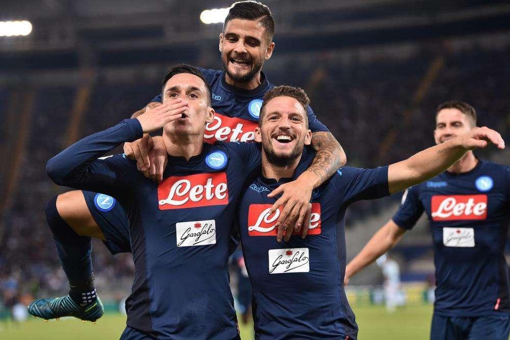 Outing di gruppo: le offerte milionarie respinte e quel patto nato a fine maggio