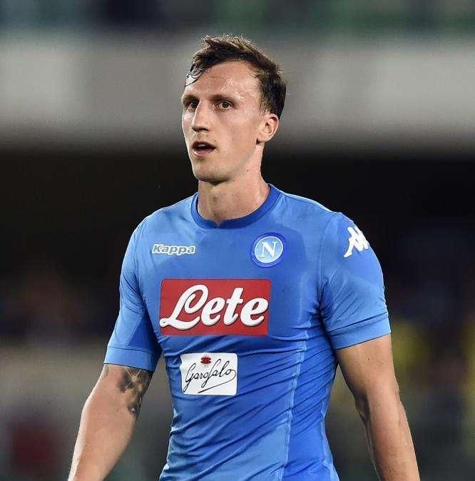 Koulibaly out, si scalda Chiriches. Ballottaggio sulla fascia