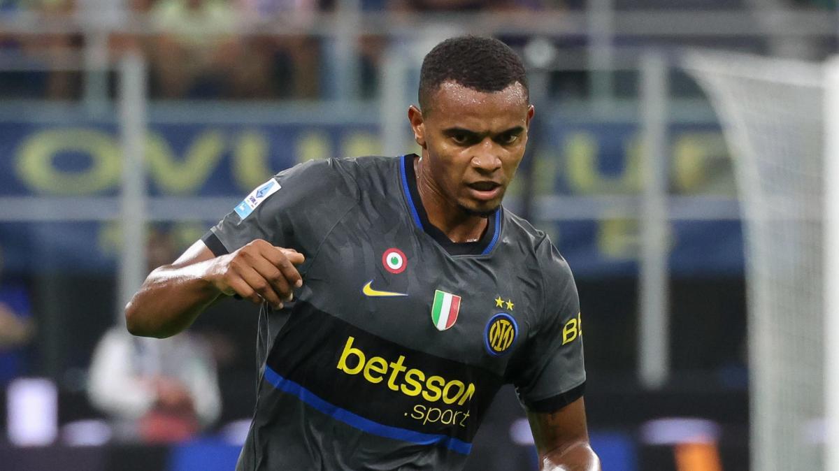 Inter, Akanji sfida tutti: "Non firmo per scudetto e Coppa Italia, voglio vincere ogni torneo"