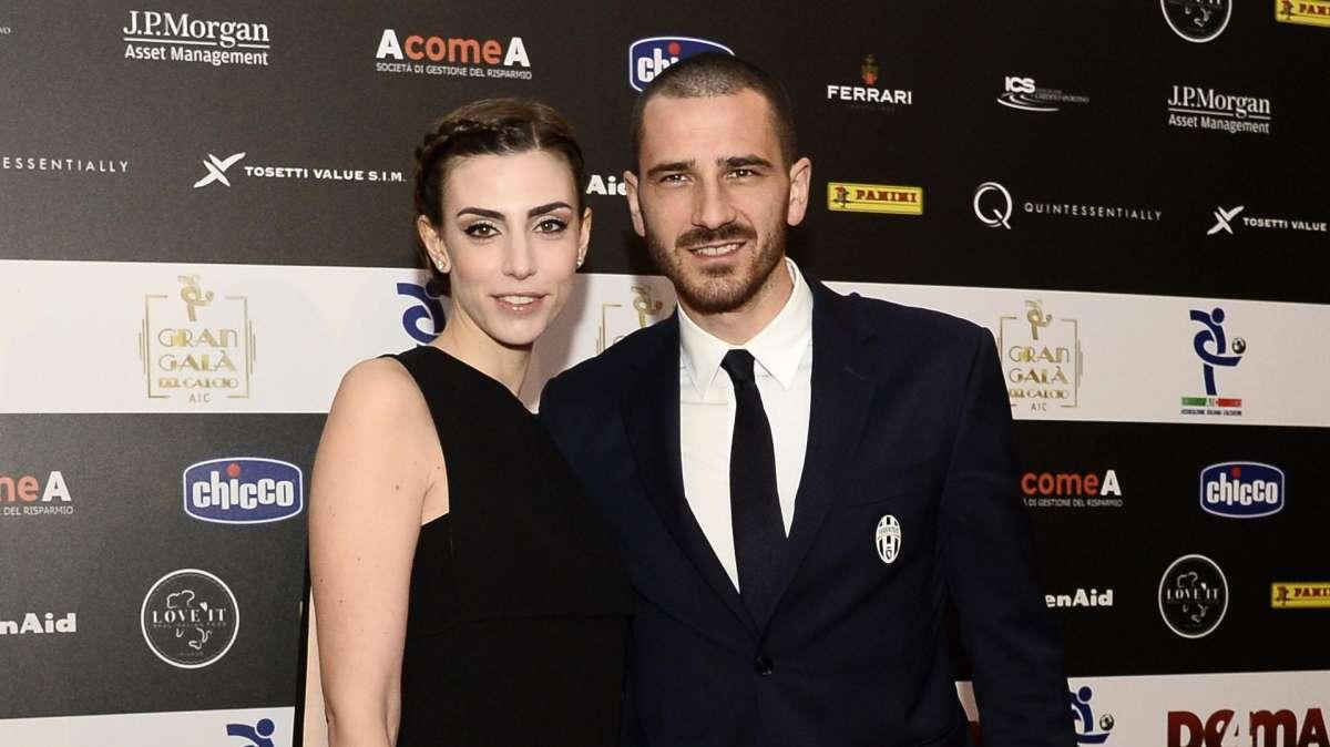 Bonucci, la moglie attacca: "Via dalla Juve senza nemmeno uno squallido ultimo abbraccio"