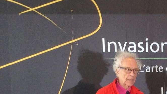Tiki Taka - "Stemperiamo gli animi, chiedi scusa a Diego", Mughini rifiuta ancora: "Non ho una virgola da cambiare!"