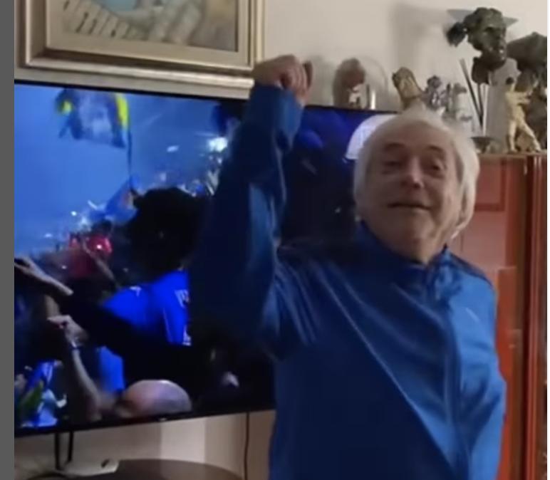 Nino D'Angelo: "Sono per un Napoli d'attacco, ma ci innamoreremo anche del calcio di Allegri"