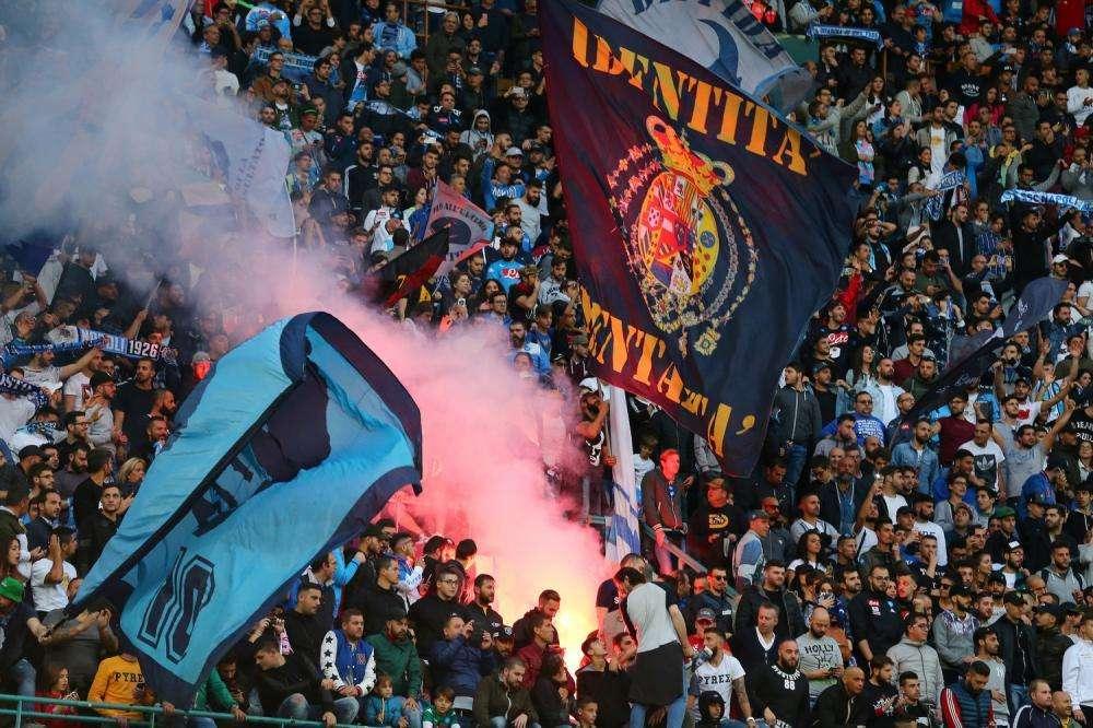 Invasione azzurra a Milano: la carica di 10mila napoletani per ripartire al Meazza con l'Inter 