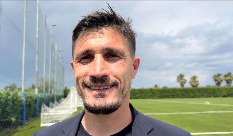 Da napoletano a napoletano, Pisacane ha le idee chiare su Gaetano: "Al Cagliari giocherà così"