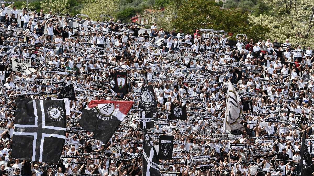 Ancora vergogna negli stadi italiani: lo Spezia segna e parte il coro anti-Napoli