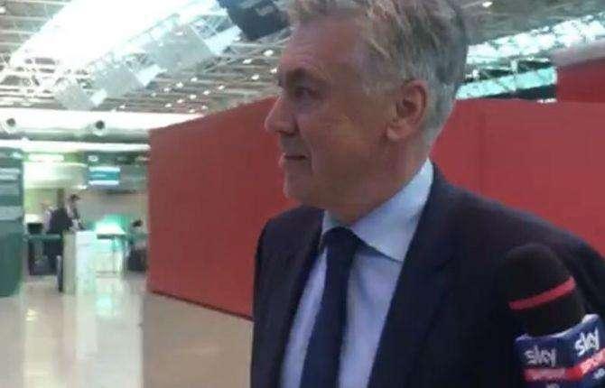 RILEGGI LIVE - Ancelotti è ufficialmente il nuovo tecnico del Napoli: "Appassionato da progetto e tifosi!". Esplode il sito del club ed il Napoli finisce sui giornali di tutto il mondo. Accordo triennale e ingaggio top, filtrano i primi acquisti