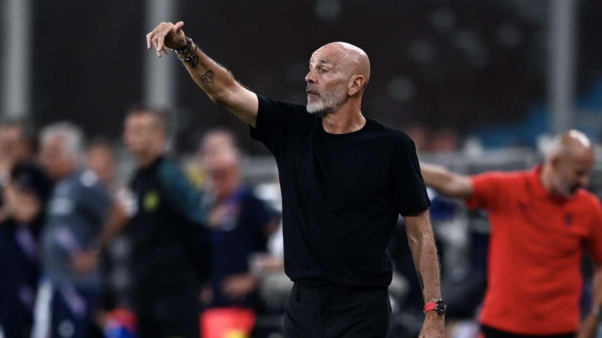 Milan, Pioli difende Dest: "Anche Calabria aveva faticato su Kvaratskhelia!"