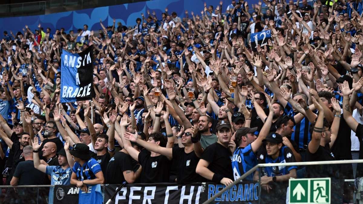 Caso Lookman, durissimo striscione degli ultrà: "Procuratori indegni e giocatori ingrati!"